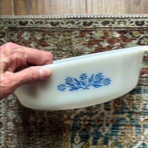 Vintage Anchor Hocking 1 1/2 quart casserole